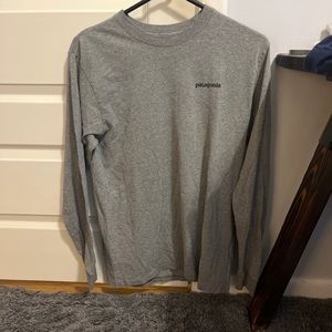 Black Patagonia Sweatshirt